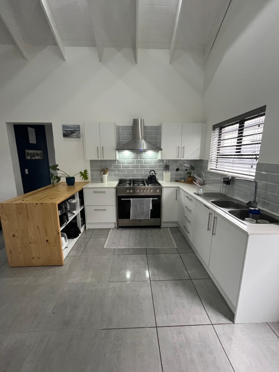 2 Bedroom Property for Sale in Anchorage Park Western Cape
